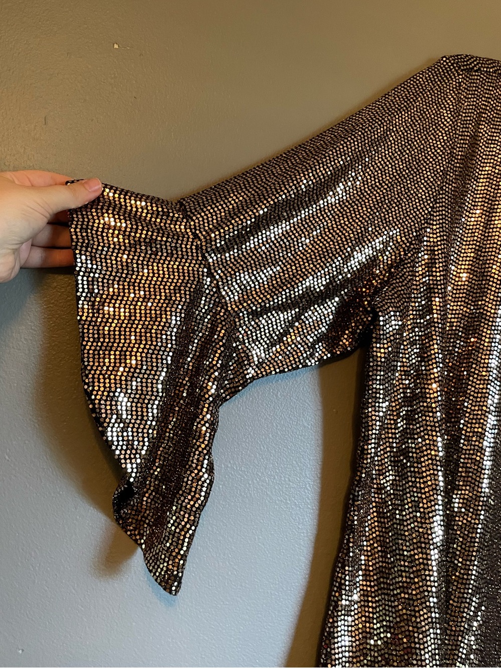 NWT Kasper Sz 2X Women’s Plus Size Mirror-Dot Metallic Bell-Sleeve Top Ret $89! - Picture 3 of 11